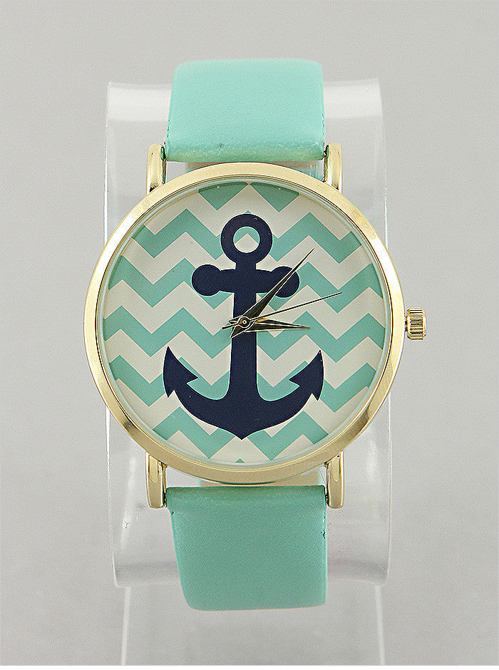 You can always count on I Love Jewelry Auctions to bring you the hottest trends. Our Mint Chevron Anchor Watch is perfect for any arm candy stack!