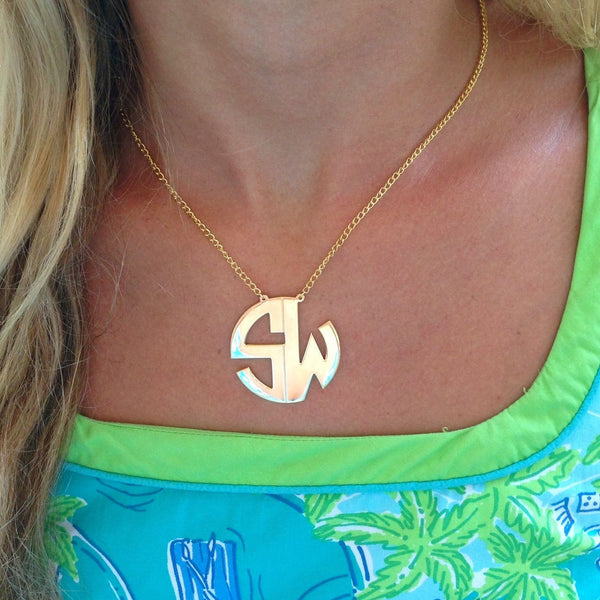 ** SUPER SPECIAL ** Jordann Jewelry Gold Circle Block Monogram Necklace - 1.5 Inch ** ILJA FAVORITE **